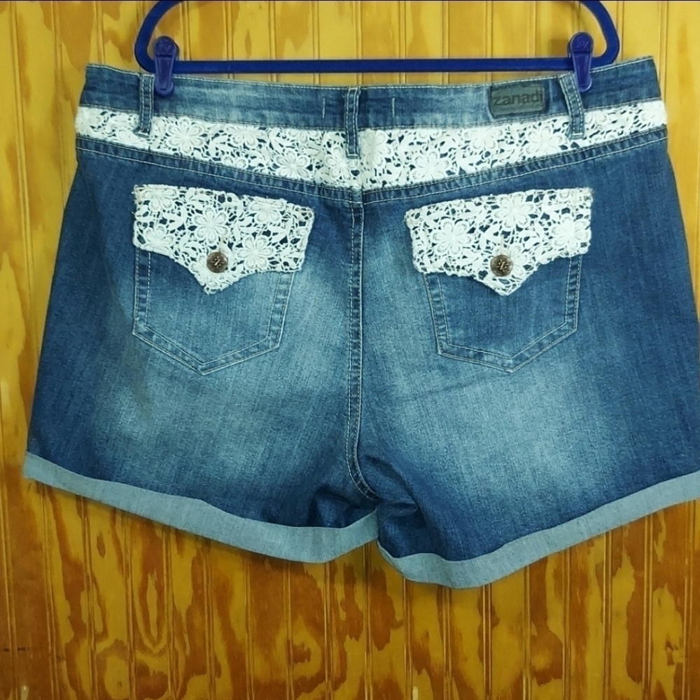 Zanadi shorts 22w - Picture 3 of 5